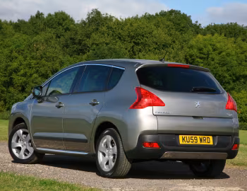 Peugeot 3008 [UK-spec] '2009–13