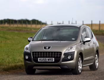 Peugeot 3008 [UK-spec] '2009–13