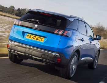 Peugeot 3008 [UK-spec] '2021–24