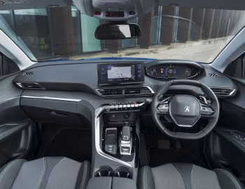 Painel frontal Peugeot 3008 [UK-spec] '2021–24