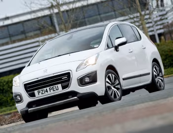 Peugeot 3008 HYbrid4 [UK-spec] '2014–16