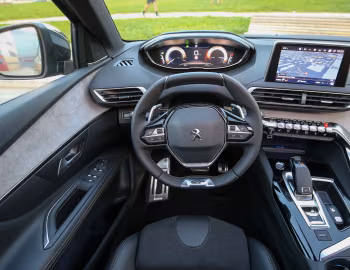 Painel frontal Peugeot 3008 "Anniversary" [Italy] '2019–20