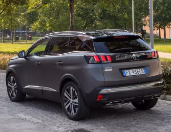 Peugeot 3008 "Anniversary" [Italy] '2019–20