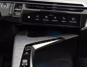 Інтер'єр Peugeot 3008 GT [Latam] '2025–н.ч.