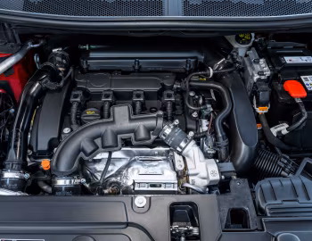Under The Hood Peugeot 3008 GT [Latam] '2021–24