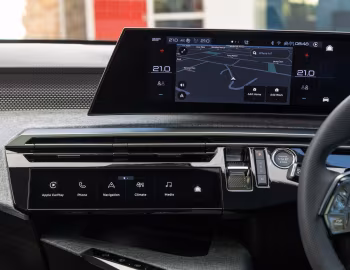 Інтер'єр Peugeot 3008 GT Hybrid [Australia] '2024–н.ч.