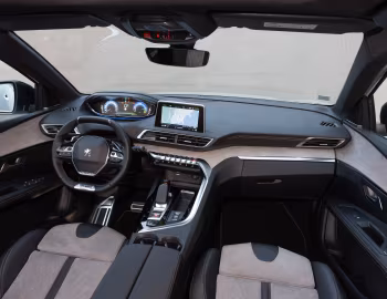 Painel frontal Peugeot 3008 GT HYBRID4 [Worldwide] '2019–20
