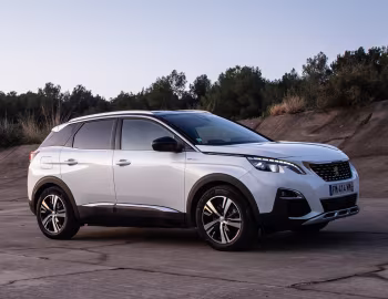 Peugeot 3008 GT HYBRID4 [Worldwide] '2019–20