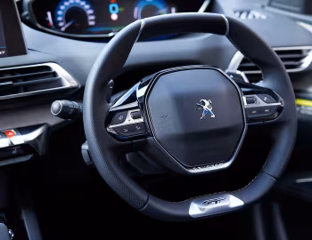 Painel frontal Peugeot 3008 GT HYBRID4 [Japan] '2021–24