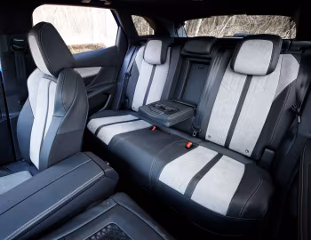 Interior Peugeot 3008 GT HYBRID4 [Japan] '2021–24
