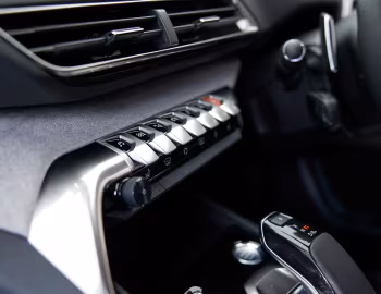 Interior Peugeot 3008 GT HYBRID4 [Japan] '2021–24