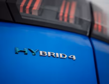Peugeot 3008 GT HYBRID4 [Japan] '2021–24