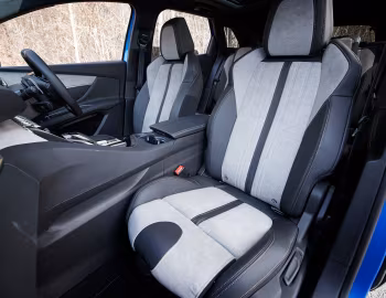 Interior Peugeot 3008 GT HYBRID4 [Japan] '2021–24