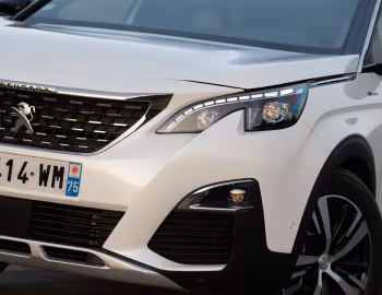 Peugeot 3008 GT HYBRID4 [Worldwide] '2019–20