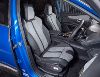 Interior Peugeot 3008 GT HYBRID4 [Japan] '2021–24