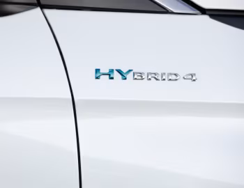 Peugeot 3008 GT HYBRID4 [Worldwide] '2019–20