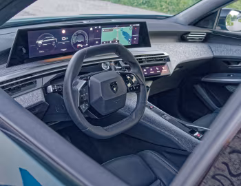 Інтер'єр Peugeot 3008 Hybrid [Worldwide] '2024–н.ч.