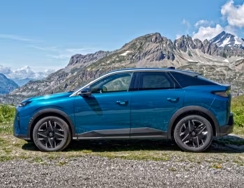 Peugeot 3008 Hybrid [Worldwide] '2024–pr.
