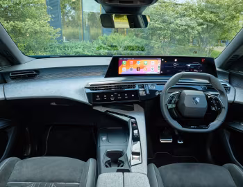 Front Panel Peugeot 3008 GT Hybrid [UK-spec] '2024–pr.