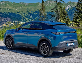 Peugeot 3008 Hybrid [Worldwide] '2024–н.ч.