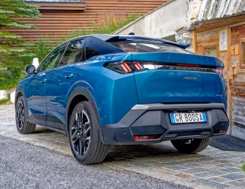 Peugeot 3008 Hybrid [Worldwide] '2024–н.ч.