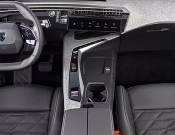 Інтер'єр Peugeot 3008 Hybrid [Worldwide] '2024–н.ч.