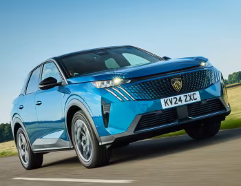 Peugeot 3008 GT Hybrid [UK-spec] '2024–н.ч.