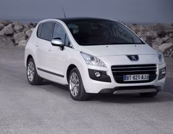 Peugeot 3008 HYbrid4 [Worldwide] '2011–13