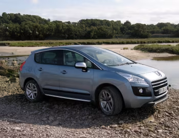 Peugeot 3008 HYbrid4 [Worldwide] '2011–13