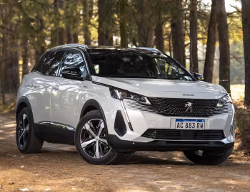 Peugeot 3008 HYBRID4 [Argentina] '2022–24