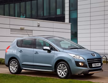 Peugeot 3008 HYbrid4 [UK-spec] '11.2011–13