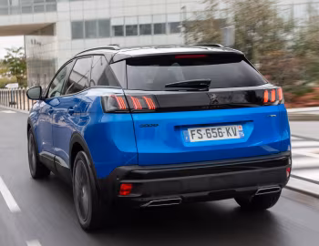 Peugeot 3008 HYBRID4 [Worldwide] '2020–23