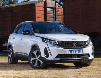 Peugeot 3008 HYBRID4 [Argentina] '2022–24