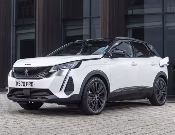 Peugeot 3008 HYBRID4 [UK-spec] '2021–24