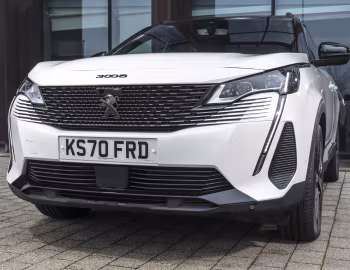Peugeot 3008 HYBRID4 [UK-spec] '2021–24