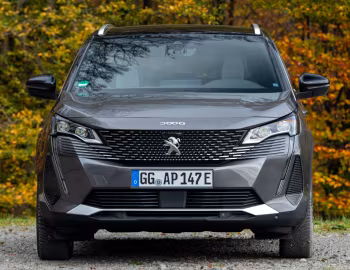 Peugeot 3008 HYBRID4 [Worldwide] '2020–23