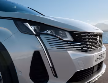 Peugeot 3008 HYBRID4 [Worldwide] '2020–23