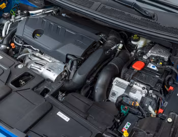 Under The Hood Peugeot 3008 HYBRID4 [Worldwide] '2020–23