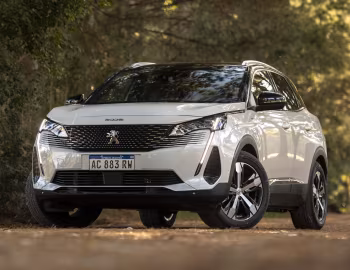 Peugeot 3008 HYBRID4 [Argentina] '2022–24