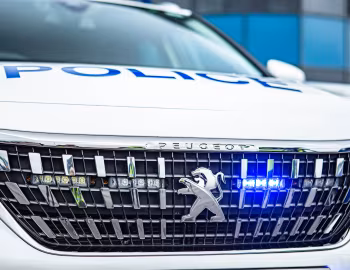 Peugeot 3008 Police [UK-spec] '2019–20