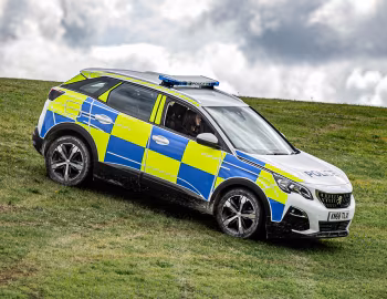 Peugeot 3008 Police [UK-spec] '2019–20