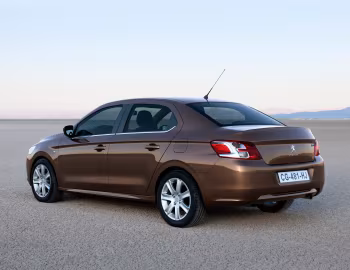 Peugeot 301 '2012–16