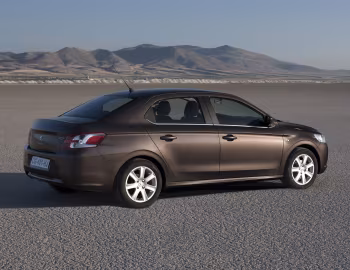 Peugeot 301 '2012–16