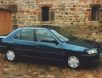 Peugeot 306 Sedan [UK-spec] '1994–97