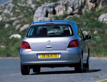 Peugeot 307 3-door [Worldwide] '2001–05