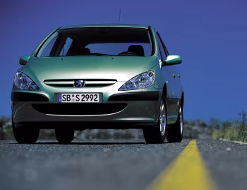 Peugeot 307 5-door [Worldwide] '2001–05