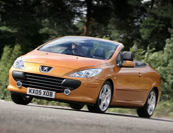 Peugeot 307 CC [UK-spec] '2005–08