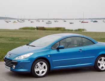 Peugeot 307 CC [UK-spec] '2005–08