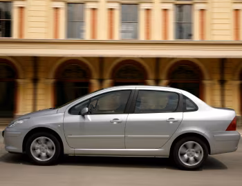 Peugeot 307 Sedan 2.0 16V Presence Pack [Brazil] '2006–11