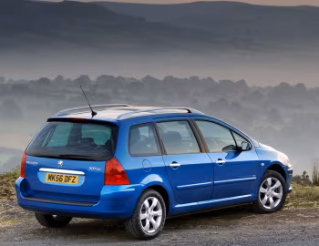 Peugeot 307 SW [UK-spec] '2005–08